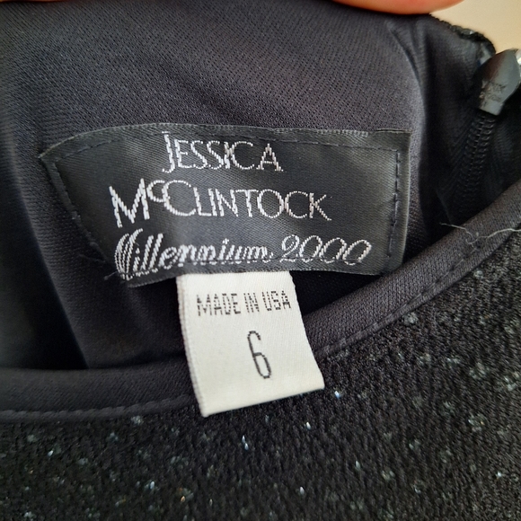 Jessica McClintock Black Cowl Neck Gown - Size 6 - Picture 2 of 4